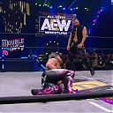 AEW_Double_or_Nothing_2019_720p_HDTV_H264-XWT_mp40217.jpg